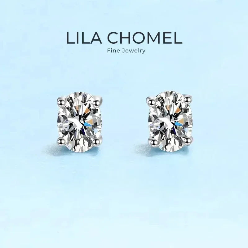 Aurora™ Oval Moissanite Stud Earrings | PT950 Platinum